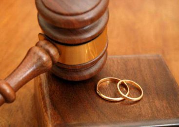 La causa de mi divorcio fue…