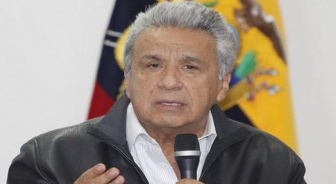 Se hunde aprobación de Moreno en Ecuador